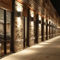 La guida definitiva per scegliere la luce migliore per il tuo edificio commerciale