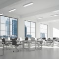 La guida essenziale ai requisiti di illuminazione industriale