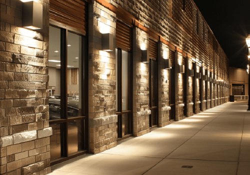 La guida definitiva per scegliere la luce migliore per il tuo edificio commerciale